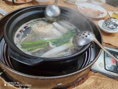 -濠轩阁特色生蚝火锅(水湾路店)
