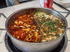 -德林酸菜鱼火锅(南丹店)