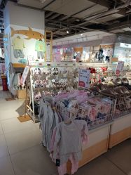 -孩子王(泊富ICITY店)