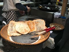 -巷内锅盔(西城都荟店)