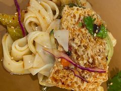 石河子凉皮-耶里夏丽·丝路新疆菜·清真食品(徐家汇臻选店)