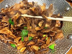 -雀舞云南菜(天津天河城购物中心店)