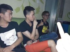 -皇家派对KTV(大润发店)