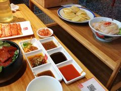 自助取餐区-么肆烤肉·中式自助·烤肉大排档(街道口季佳PAI店)