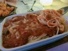 -樱花里音乐餐吧·牛扒椰子鸡(东圃店)