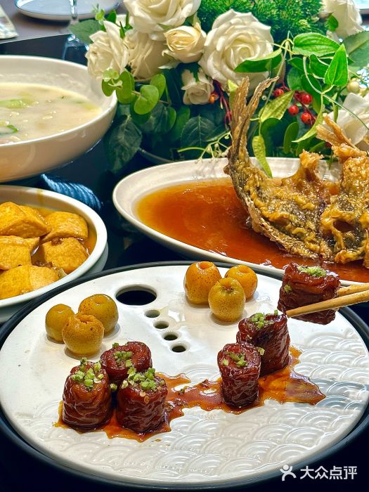 闫府私房菜·百年鲁菜(恒隆店)图片