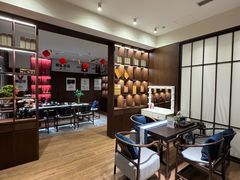 -AI住未来酒店(西安钟鼓楼五路口地铁站店)