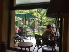 露天位-星巴克(深圳侨城街店)