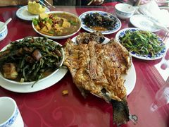 -北京龙庆四季香农家饭庄·灶台鱼·碳烤虹鳟鱼(龙庆峡店)