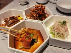 -渔语鱼新川菜Bistro(万象天地店)