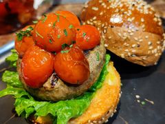 芝心牛肉汉堡-Let'sBURGERplus·非常创意汉堡(三里屯店)