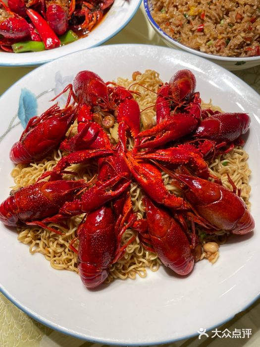 张记虾尾·火锅·烧烤·大排档(涉外店)图片