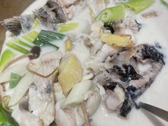 -滇香肴·云南菜蒸汽石锅鱼(云南北路店)