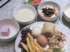 -汉庭优佳(上海恒隆广场南京西路地铁站店)