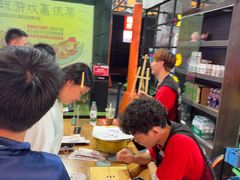 -DEDE APU潮玩运动聚乐部(观音桥店)