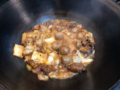 -三里屯土灶炖公鸡地锅鸡(江东店)