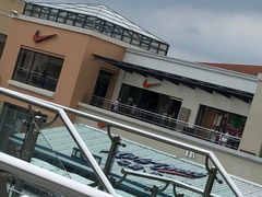 -NIKE上海青浦优选体验店
