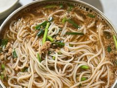 -正宗杨记普洱酸醋米线(总店)