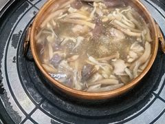 -阿山卓·野生菌火锅·纳西火塘烤肉