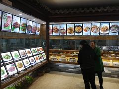 -郑庄脂渣海鲜楼(九水路店)