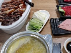 -龙聚德北京烤鸭(沙坪坝华宇A馆店)