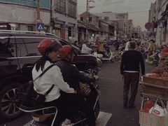-陈氏老字号十三小炸炸店