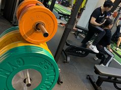 -Freedom Fitness私教健身俱乐部(徐虹北路店)
