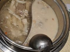 -煲大王猪肚鸡·椰子鸡火锅(红谷滩万达店)
