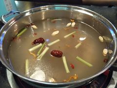 -六合里雄记汕头牛肉火锅(东门店)