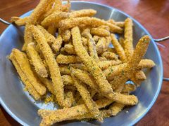 -BHC炸鸡(明洞总店)