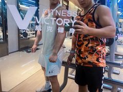 -威克健身游泳(万菱汇店)