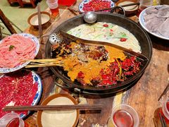 -周小明火锅(黑金冠社区店)