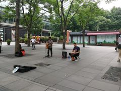 -静安公园(静安寺街道)