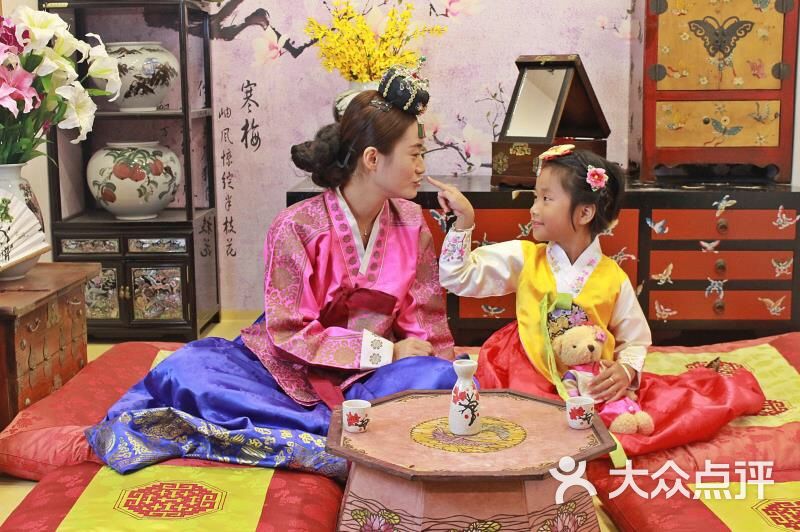 古宫韩服体验照相馆