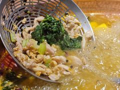 -洱火云南酸菜牛肉火锅(石景山当代商城店)