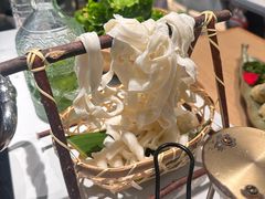 -椰子不语 椰子鸡火锅(淮海店)