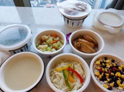-爱陪伴一对一月子中心(融侨店)