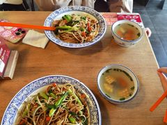 经典牛肉炒粉-赣南粉局·江西小炒·锅气炒粉(人民广场店)