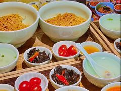 -蟹上黄·蟹黄面·江南糖水(人民广场店)