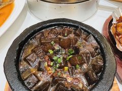 -梅利汴京烤鸭•开封豫菜地标店(东大街店)