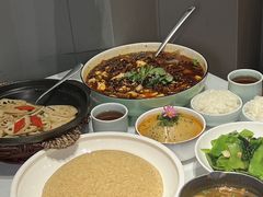 -江城小馆陕南妈妈菜·全球旅行餐厅(钟楼店)