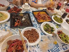 -松哥油焖大虾.小龙虾.黑鸭煲(海岸城店)