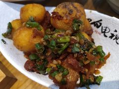 粉糯小土豆-黑白电视长沙小吃(美林M·LIVE天地东座店)