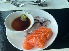 -澳门旅游塔360°旋转餐厅(南湾湖广场店)