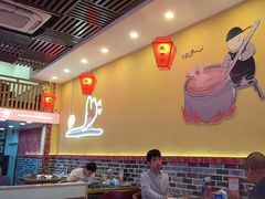 -炖四方东北铁锅炖·烧烤小龙虾(中豪国际店)