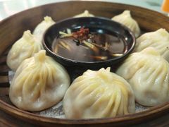 蟹黄汤包-食惠里小笼包面馆(越秀店)