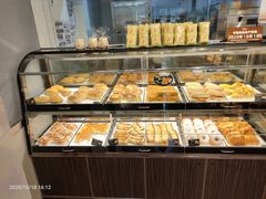 -Caidie Bakery采蝶轩(百越店)