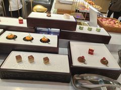 -腾阁自助餐厅(朝林广场店)