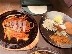 -Pistolera Mexican Cantina女枪手墨西哥餐厅(碧云路店)