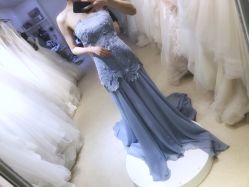 礼服-Flora婚纱礼服定制租赁店